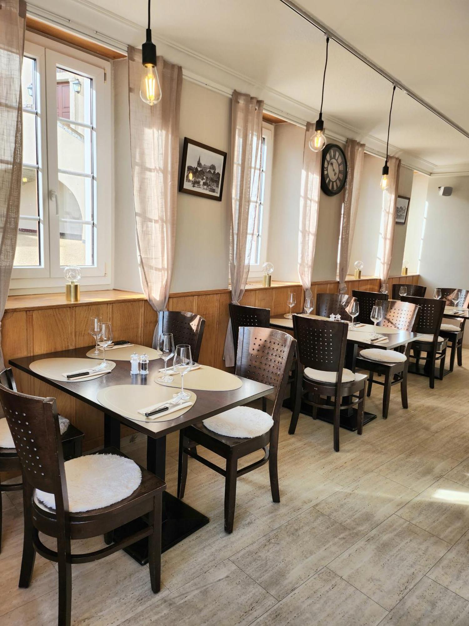 Auberge De L'Union Lens Dış mekan fotoğraf